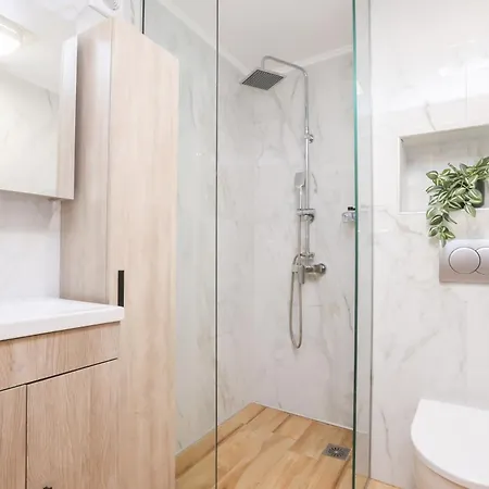 Апартаменты Kleio Old Town *