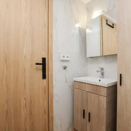 Апартаменты Kleio Old Town