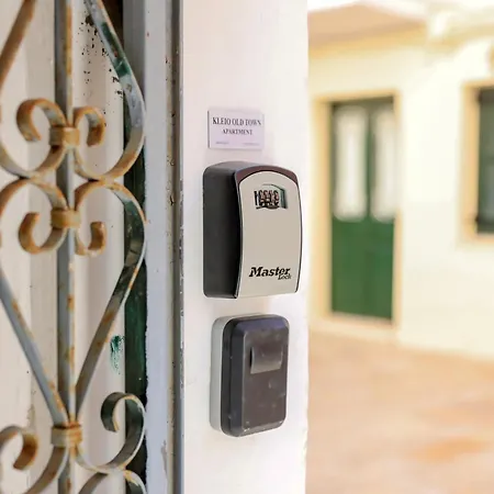 Апартаменты Kleio Old Town *