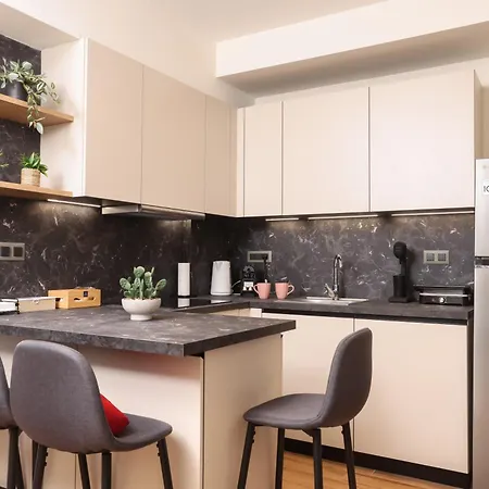 Апартаменты Kleio Old Town *