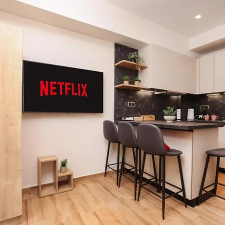 Апартаменты Kleio Old Town